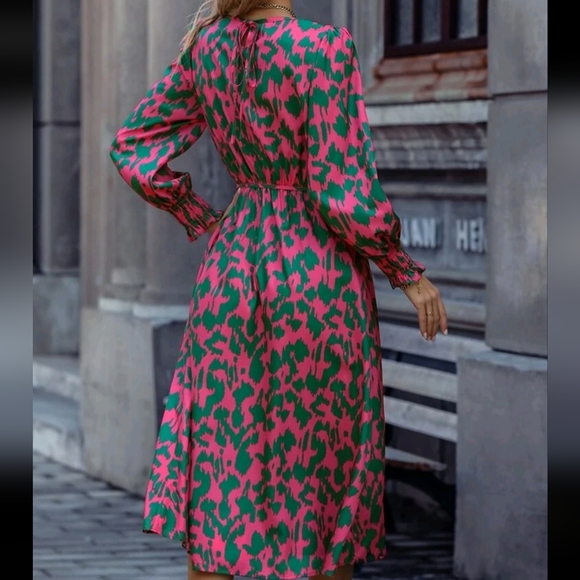 Boho Print Flounce Sleeve Smocked  Ling Sleeve Cuff Belted Dress - Picture 2 of 6